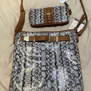 Jaclyn Smith Black and Brown Snake Print Shoulder Bag Set